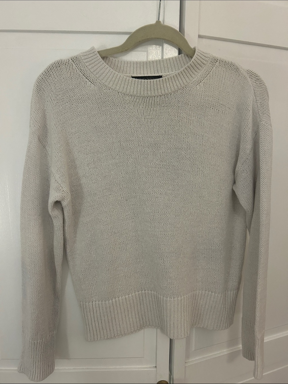 Banana Republic Cream Crewneck Knit Sweater